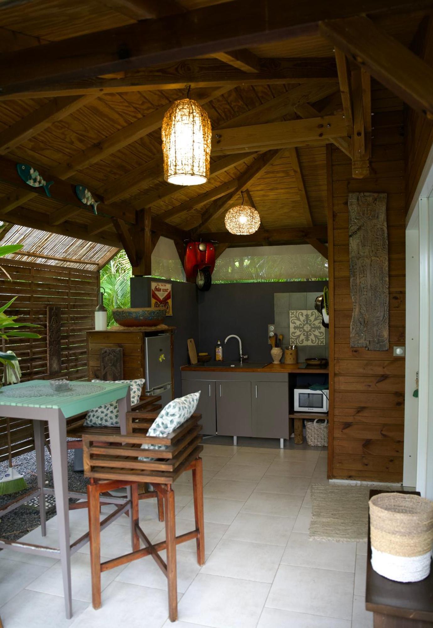 Hotel The Bluebamboo Le Moule Esterno foto
